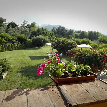 Bed & Breakfast I Due Noci Sarzana