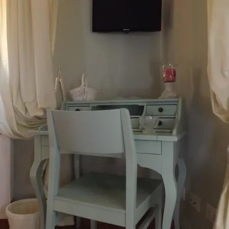 I Due Noci Bed & Breakfast Sarzana